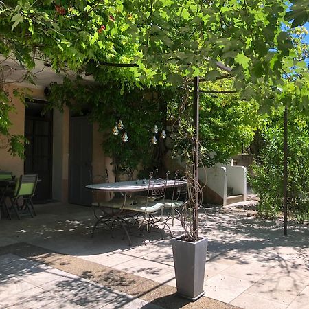 Chambres D'Hotes La Chrysalide Loriol-du-Comtat Bagian luar foto