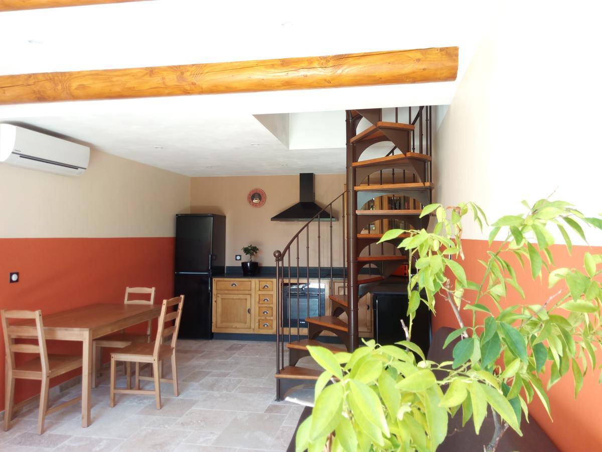 Chambres D'Hotes La Chrysalide Loriol-du-Comtat Bagian luar foto