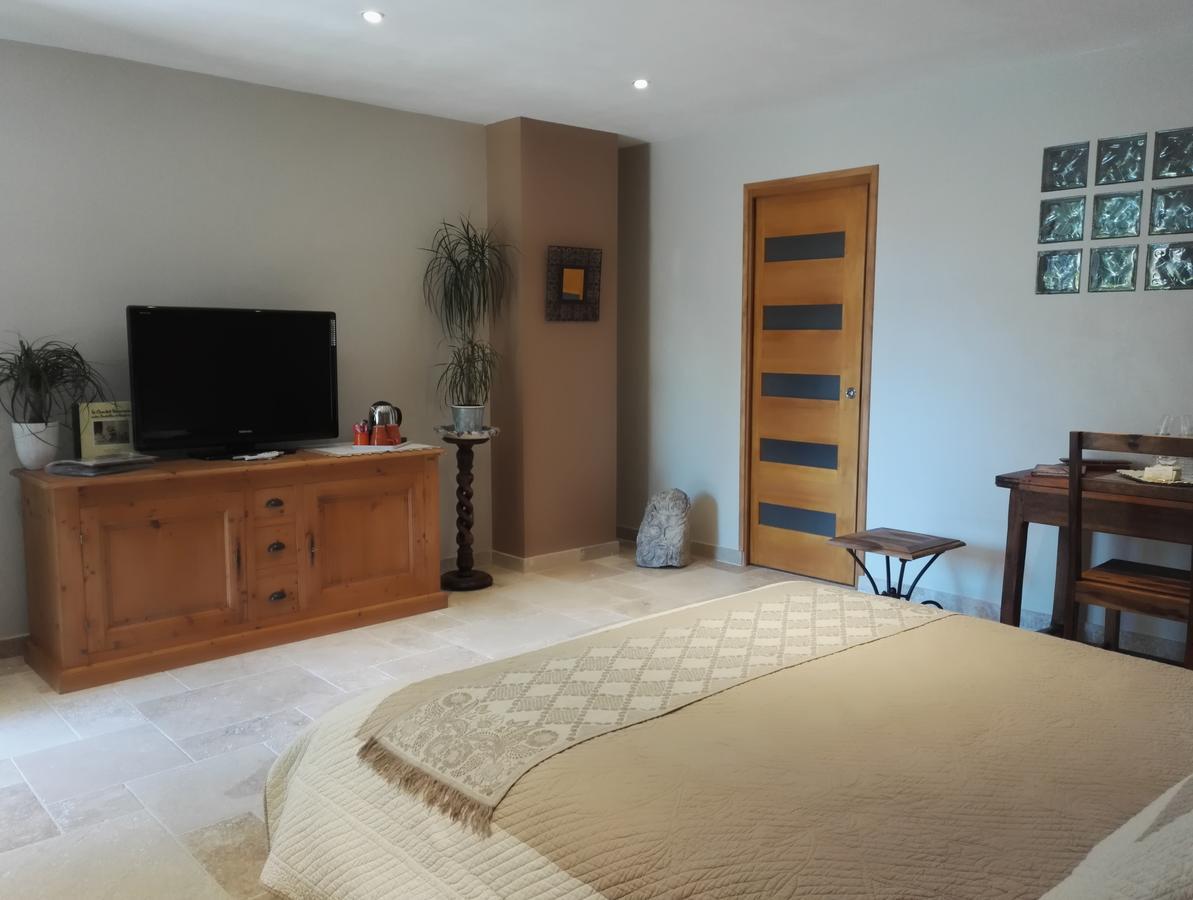 Chambres D'Hotes La Chrysalide Loriol-du-Comtat Bagian luar foto